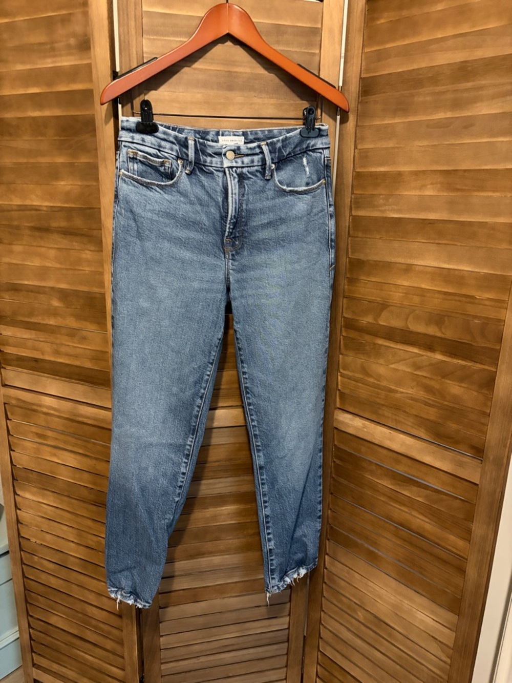 Good American Light Wash Straight Leg Jeans